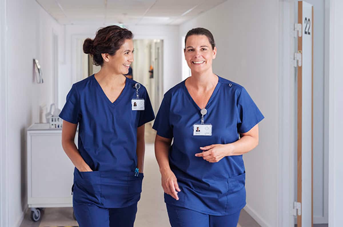 Contacta con nosotros